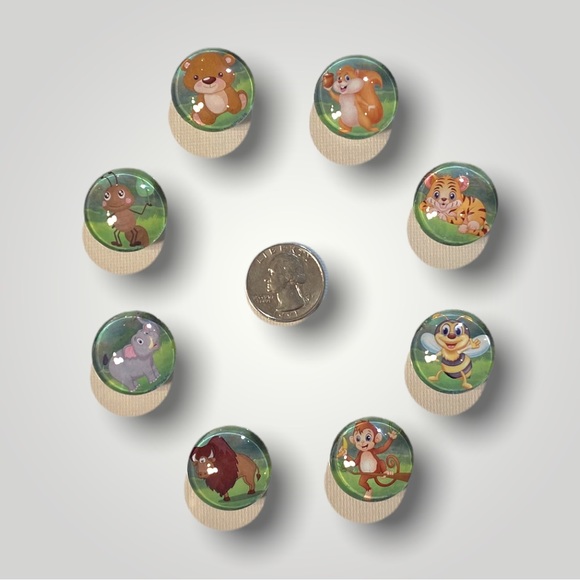 Set of 8 𝑯𝒂𝒏𝒅𝒎𝒂𝒅𝒆 Outdoor Creatures on Cabachon 1” Magnets Gifts 🎁 - Picture 7 of 12